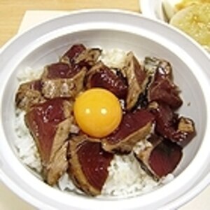 鰹のタタキで♪ユッケ風丼